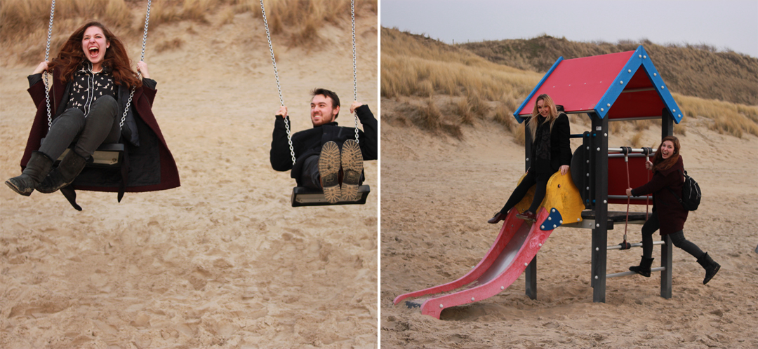 Speeltoestellen op Dishoek Strand